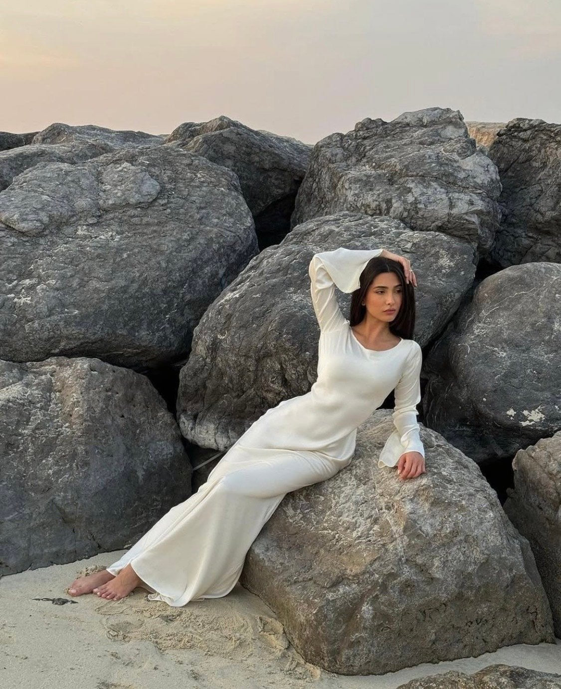 Gamine Full-Sleeved Dress