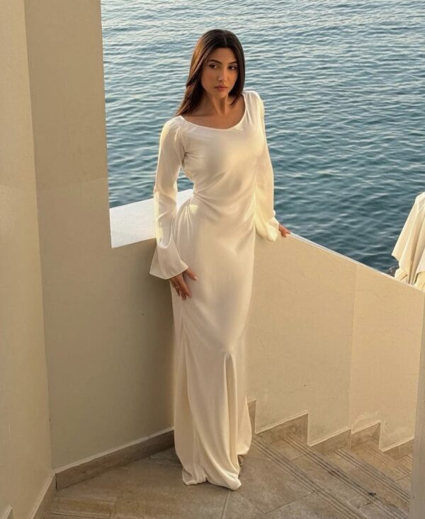 Gamine Full-Sleeved Dress