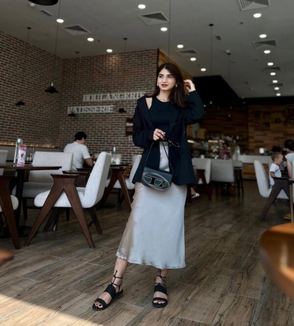 Satin Midi skirt